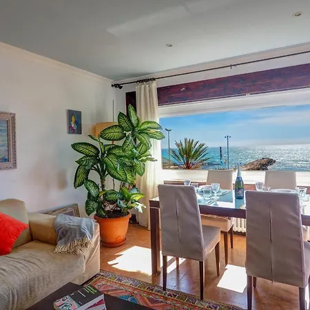 Appartamento Rustic Seafront By Hello *