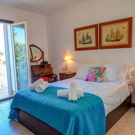 Rustic Seafront By Hello * Sitges